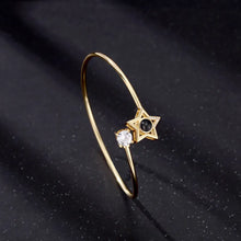 Load image into Gallery viewer, Custom Projection Bracelet – Personalized Photo Heart Jewelry Gift for Her