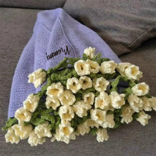 Load image into Gallery viewer, Custom Name Hand-Knitted Rose Blanket – Ready-Made Mother’s Day Gift (80–150 cm)