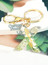 Load image into Gallery viewer, Personalized Beige Dried Flower Letter Keychain – Custom Initial Bag Charm