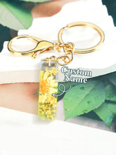Load image into Gallery viewer, Personalized Name Light Yellow Dried Flower Letter Keychain – Custom Alphabet Bag Charm