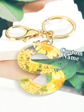 Load image into Gallery viewer, Personalized Name Light Yellow Dried Flower Letter Keychain – Custom Alphabet Bag Charm