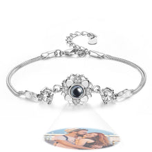 Load image into Gallery viewer, Personalized Photo Projection Flower Bracelet – Romantic Commemorative Gift for Girlfriend