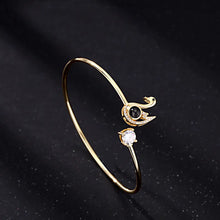 Load image into Gallery viewer, Custom Projection Bracelet – Personalized Photo Heart Jewelry Gift for Her