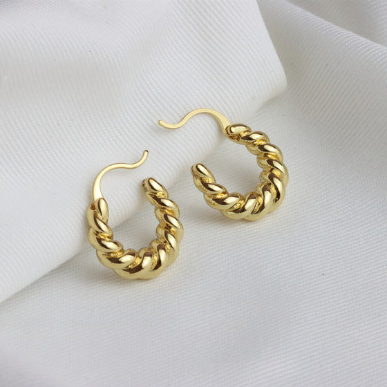 Small Twist Hoop Earrings – Classic Minimalist Jewelry